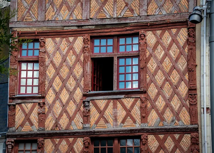 T3 Classe Monument Historique Xvie Centre * Saumur